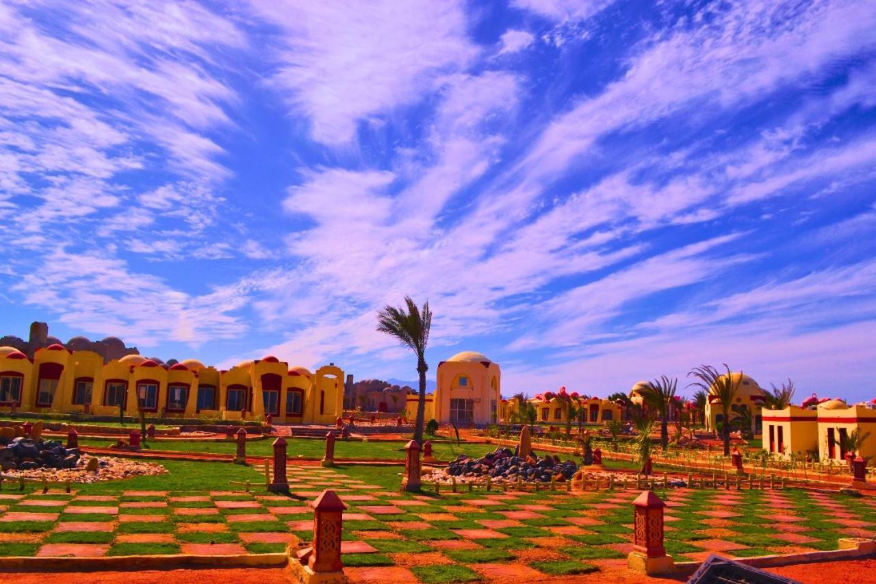 Hostmark Zabargad Beach Resort Abū Ghuşūn Exterior foto